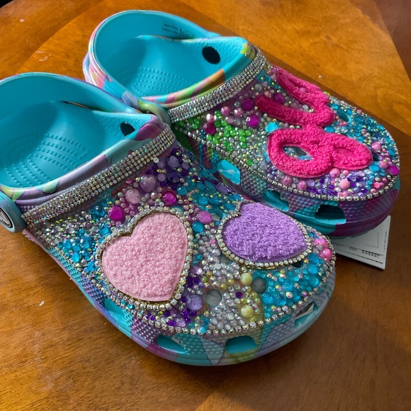 Custom crocs - Picture 2 of 6
